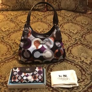 Coach Madison Graphic OP Art Maggie Shoulder Bag